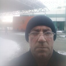 Виктор, 43