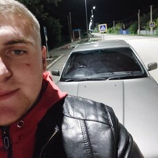 Эдуард, 22