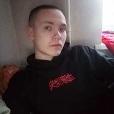 Егор, 19