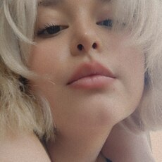 Полина, 21