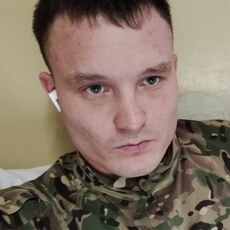 Денис, 32