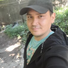 Ден, 37