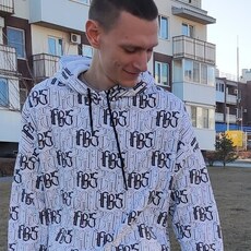 Павел, 28