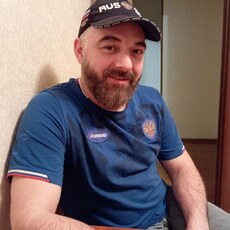 Валентин, 41
