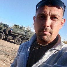Даниил, 32