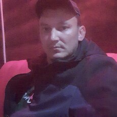 Ян, 33