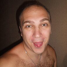 Гена, 29
