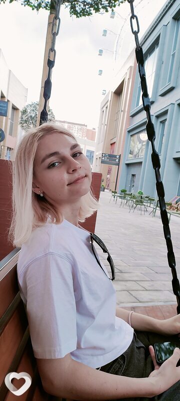 Ева