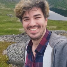 Валентин, 33