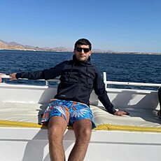Виталя, 35