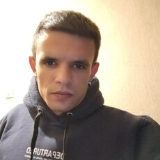 Анатолий, 26