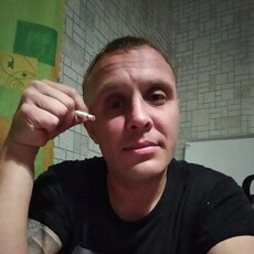 Юра, 42