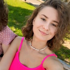Алиса, 26