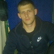 Даниил, 32