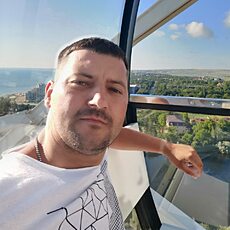 Тим, 34