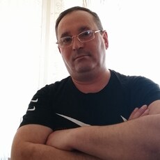 Виктор, 49