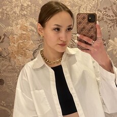 Оля, 20