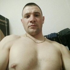 Саша, 33