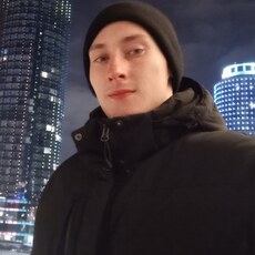 Марк, 25