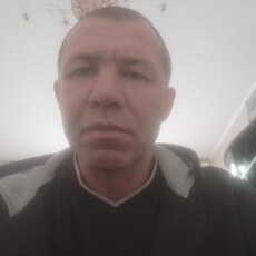 Валерий, 44