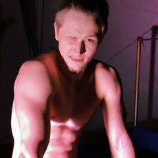 Денис, 28