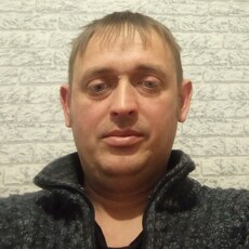 Олег, 42