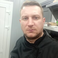Вася, 35