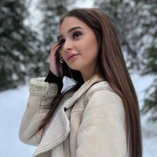 Лариса, 22