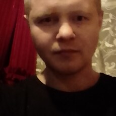Валя, 27