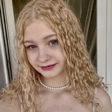 Юлия, 20