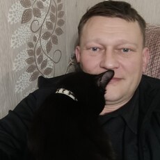 Юра, 43
