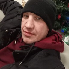 Роман, 38