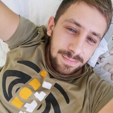 Боря, 25