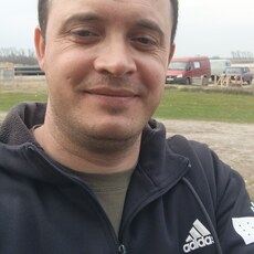 Эдик, 37
