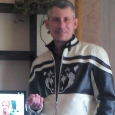 Валя, 52