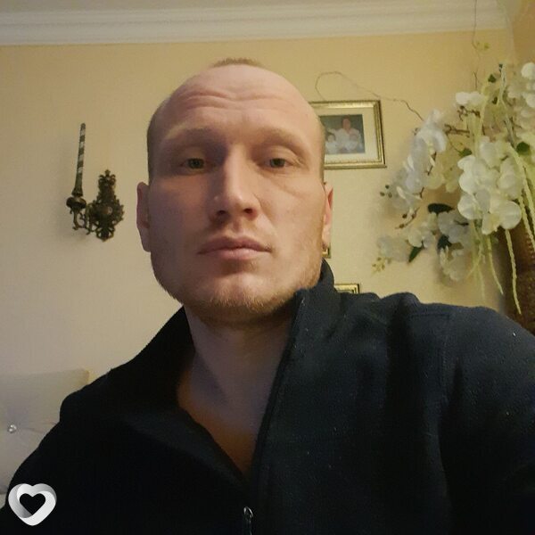 Валя