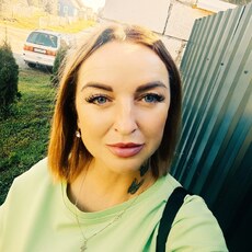 Ева, 44