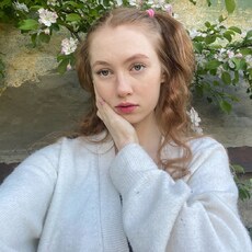Фаина, 22