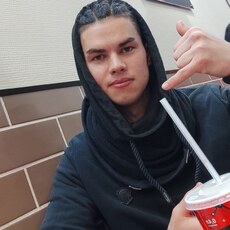 Андрей, 24