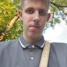 Витя, 19