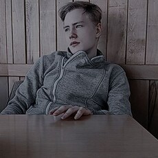 Александр, 22
