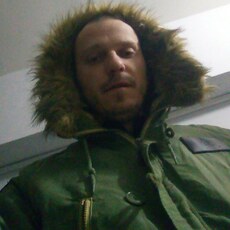 Веня, 30