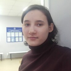 Виктория, 19