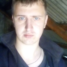 Роман, 37