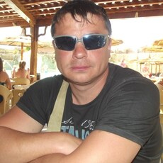 Ян, 49