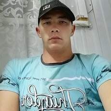 Михаил, 29