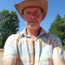 Тарас, 52