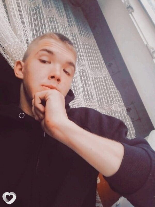 Женя