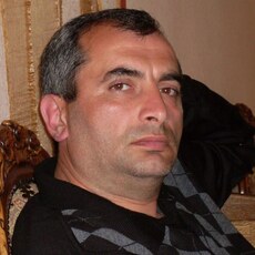 Гриша, 47