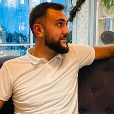 Витя, 28